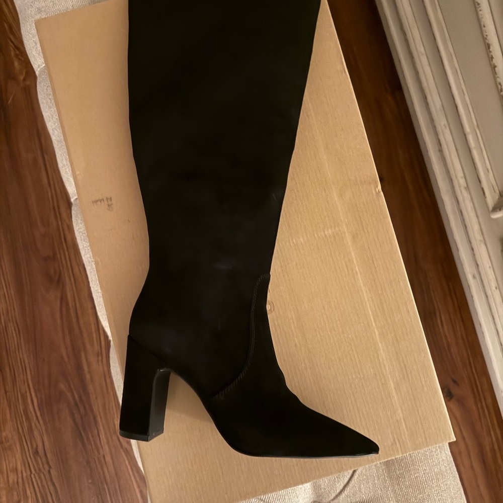 Steve Madden Black Suede Heeled Boots